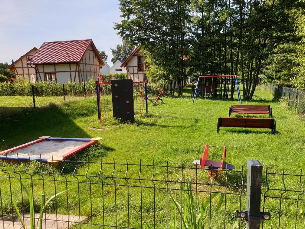 Villa Osada Cztery Pory Roku -Dom Lato Kopalino Exterior foto